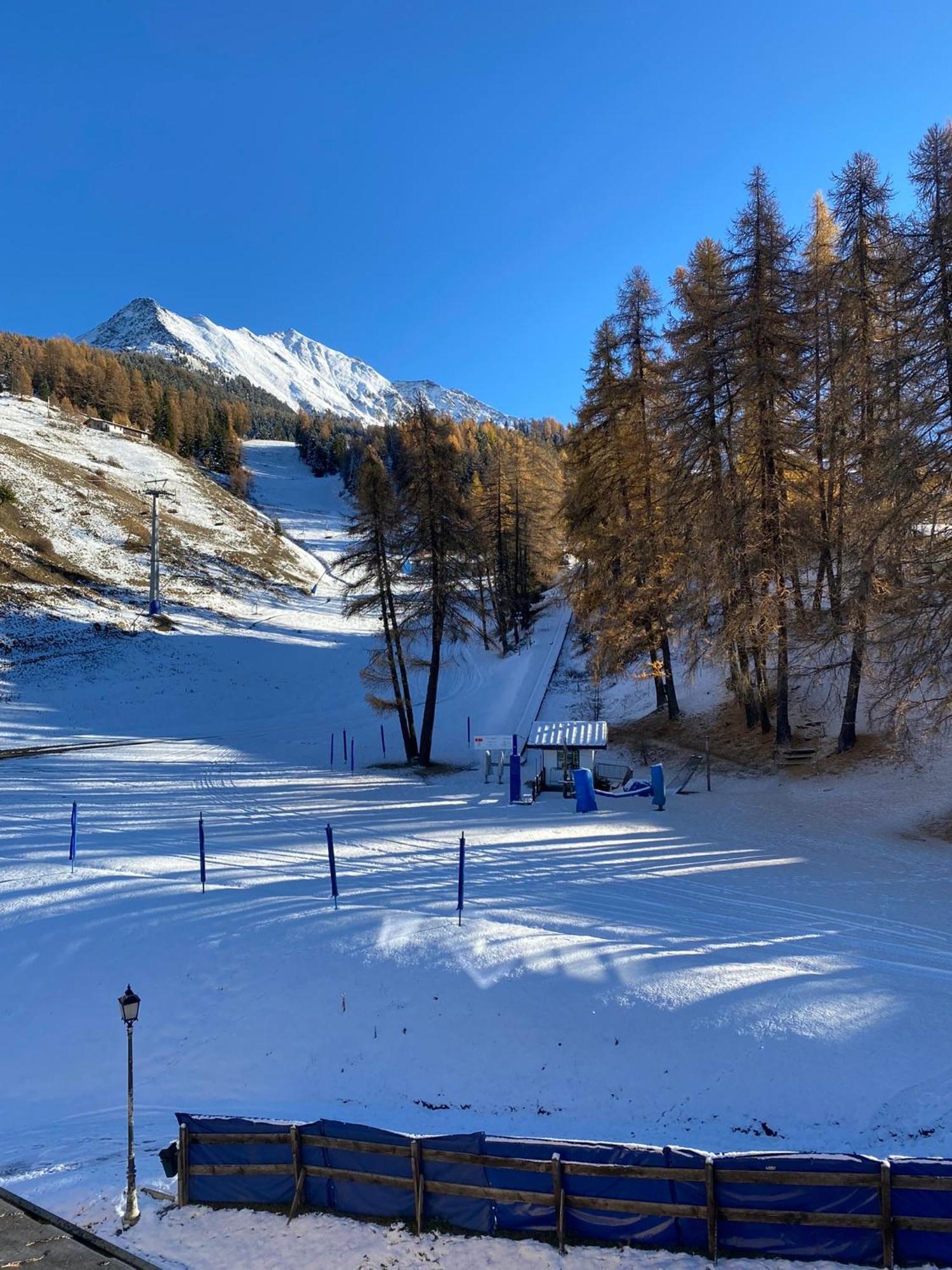 La Finestra Sulla Montagna Apartment Pila  Exterior photo